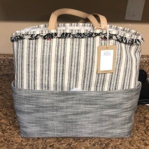 Ellen Degeneres Bags - Ellen degeneres joy tote bag new Ellen Degeneres Bags - Ellen degeneres joy tote bag new